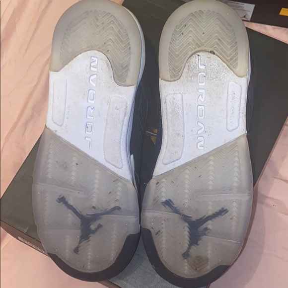 Jordan 5 - Picture 2 of 4